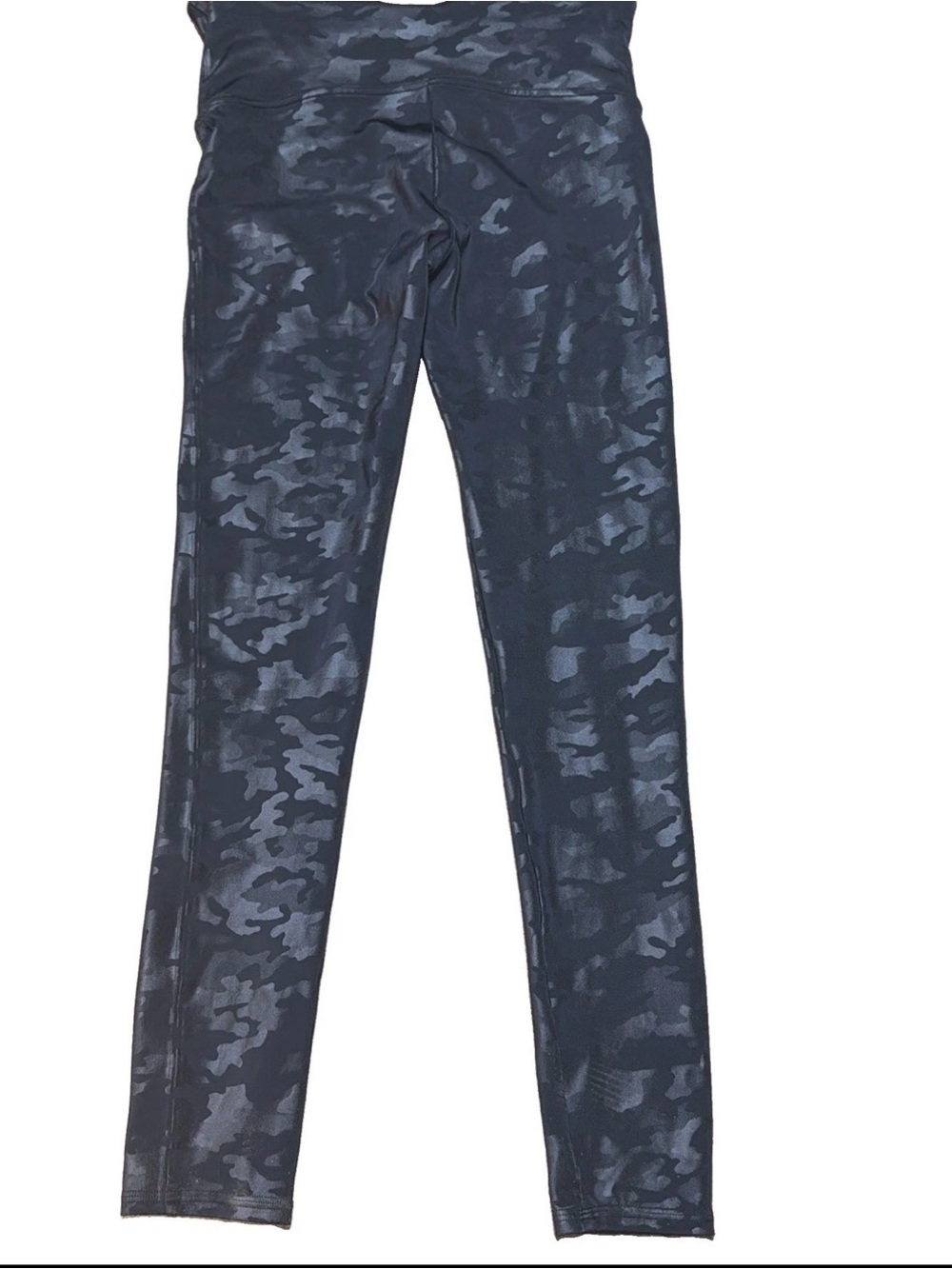 SPANX Faux Leather Leggings in Matte Black Camo Sz L yoga